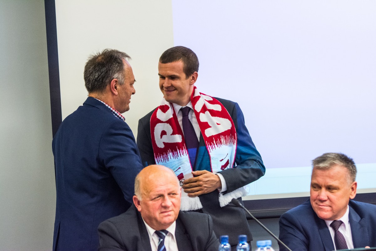 Ministerstwo pomoże w budowie, ale róbcie to mądrze