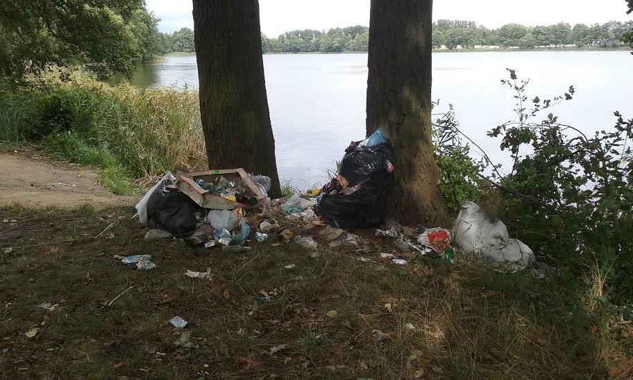 Mapa dzikich wysypisk zapełnia się