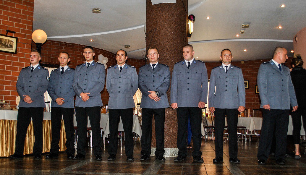 Policjanci z prewencji trzymają formę