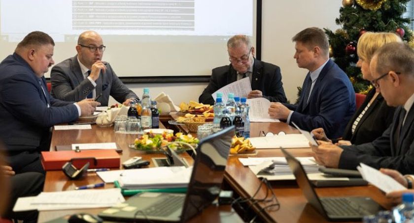 Lokalne grupy działania rozdysponują pieniądze na potrzeby mieszkańców