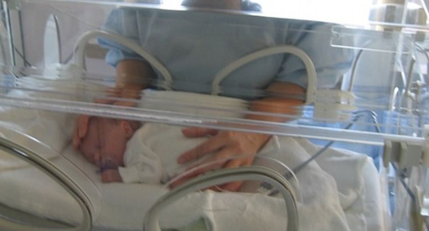 W przygotowaniu jest opieka koordynowana nad wcześniakami i bezpłatne leki dla ciężarnych kobiet