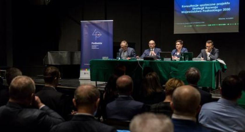 Konsultacje zakończone. Projekt strategii województwa przyjęty
