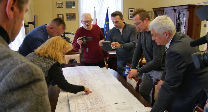 Wyczekiwana decyzja lokalizacyjna już jest. Ogromna inwestycja kolejowa coraz bliżej