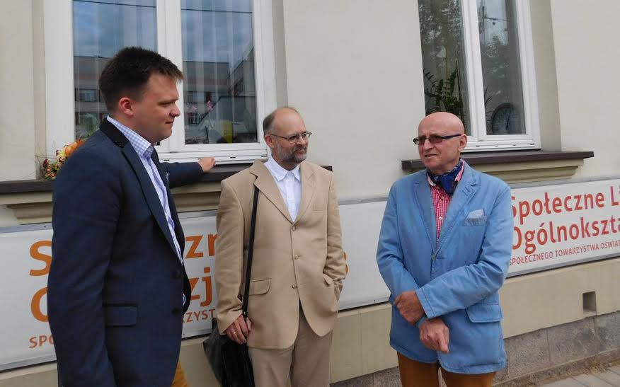 Nelly Kamińskiej podróż przez życie. Jubileuszowa „Galeria na płocie” otwarta