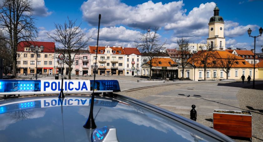 Policja ma pełne ręce roboty. Teraz najczęściej interweniuje tam, gdzie gromadzą się ludzie