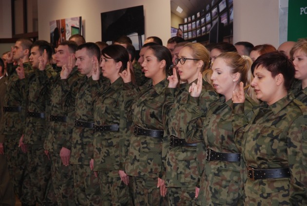 Kobiety w mundurach. Ile jest ich na Podlasiu w policji, Służbie Więziennej i innych formacjach?