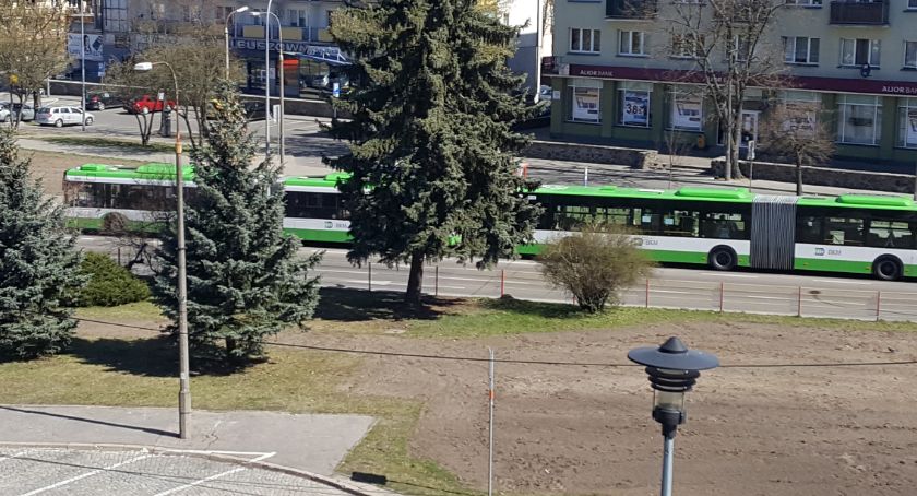 Autobusy BKM kursują, więc zwrotów za bilety nie będzie