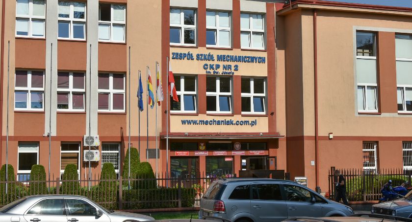 W białostockim mechaniaku powstanie stacja ładowania pojazdów elektrycznych