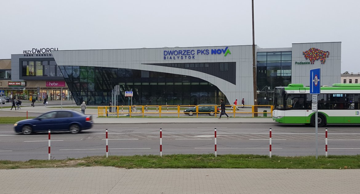Ludzie narzekają na brak miejsc w autobusach miejskich. Białostoccy posłowie tego nie widzą