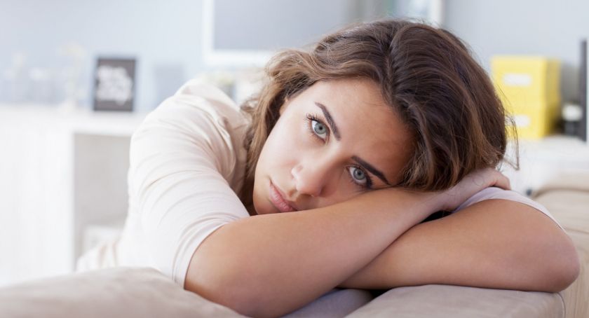 Polacy przeżywają spory stres w związku z epidemią COVID-19