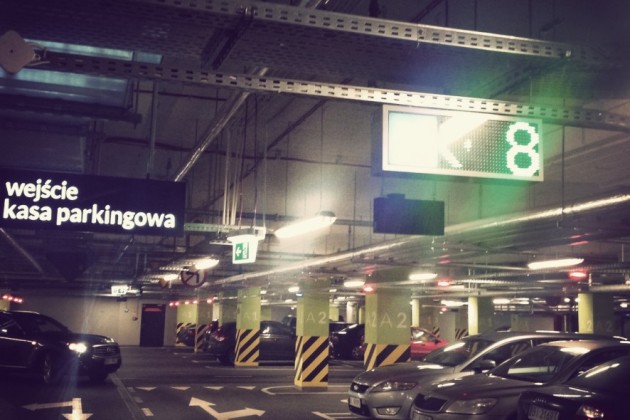 Musicie to przetestować. System sygnalizacji zajętości parkingu w Galerii Jurowiecka