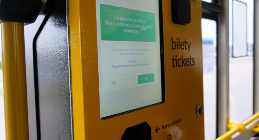Za przejazdy komunikacją miejską w Białymstoku zapłacisz kartą płatniczą