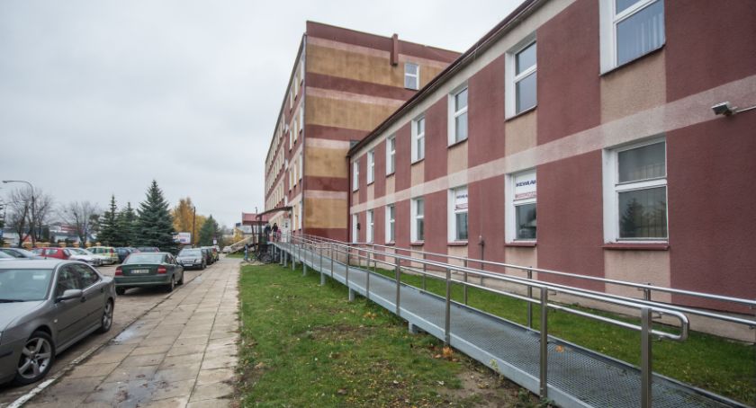 Do PUP wpłynęło ponad 12 tys. wniosków o mikropożyczki. Urząd wstrzymuje przyjmowanie nowych wniosków