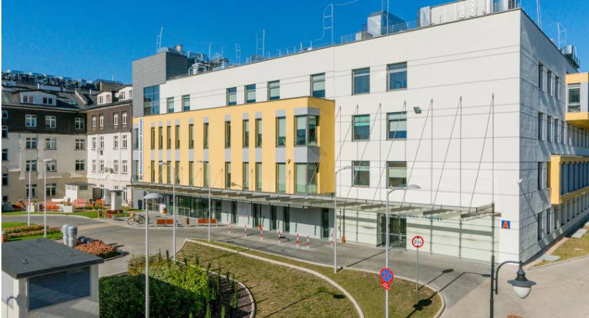 Samorząd województwa przekazał 850 tysięcy złotych na testy dla pacjentów czterech dużych szpitali