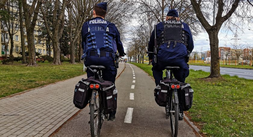 Białostockie ulice znów patrolują policjanci na rowerach