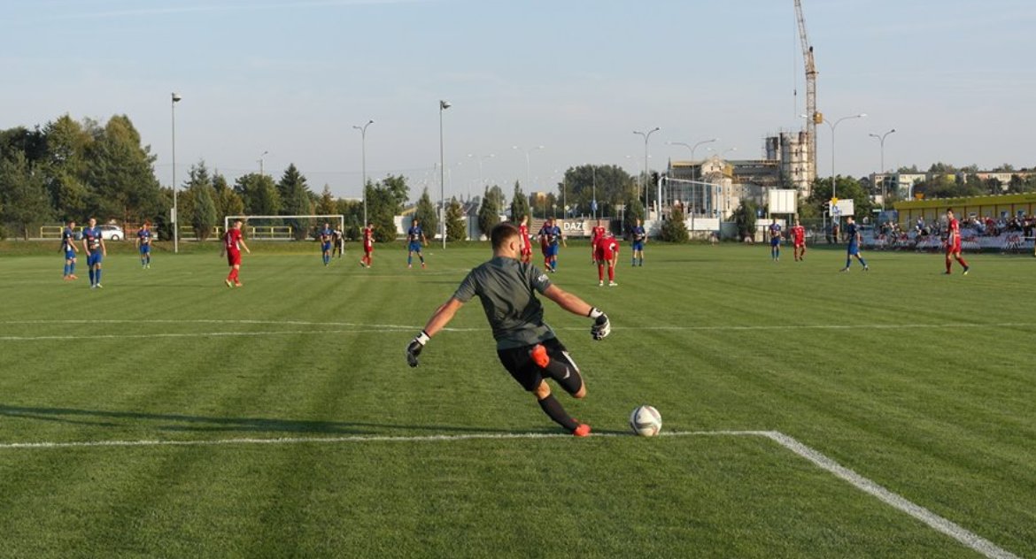 Przed białostockimi klubami sportowymi rysuje się ciemny scenariusz