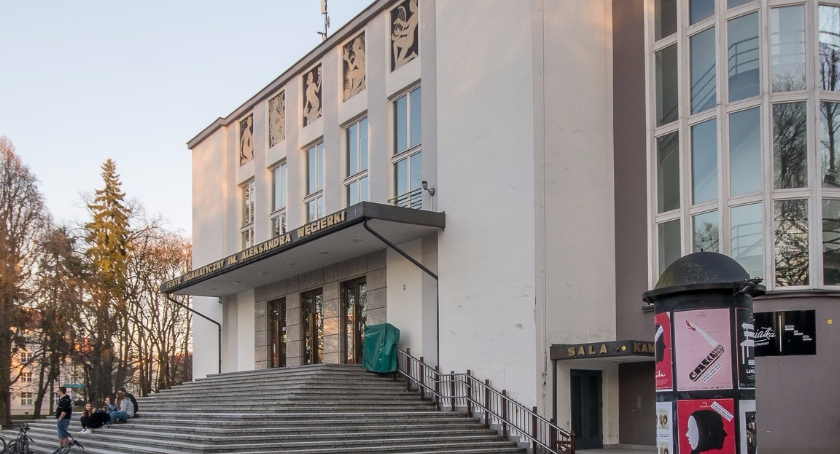 Dramatyczny będzie miał dyrektora?