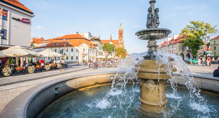 Stypendia arystyczne: Wnioski tylko do końca listopada