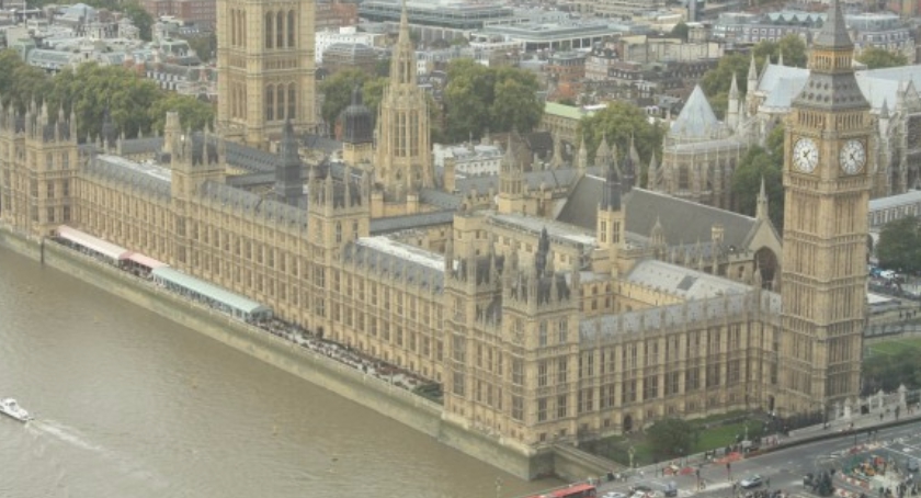 Mimo Brexitu Polacy chętnie jadą na Wyspy