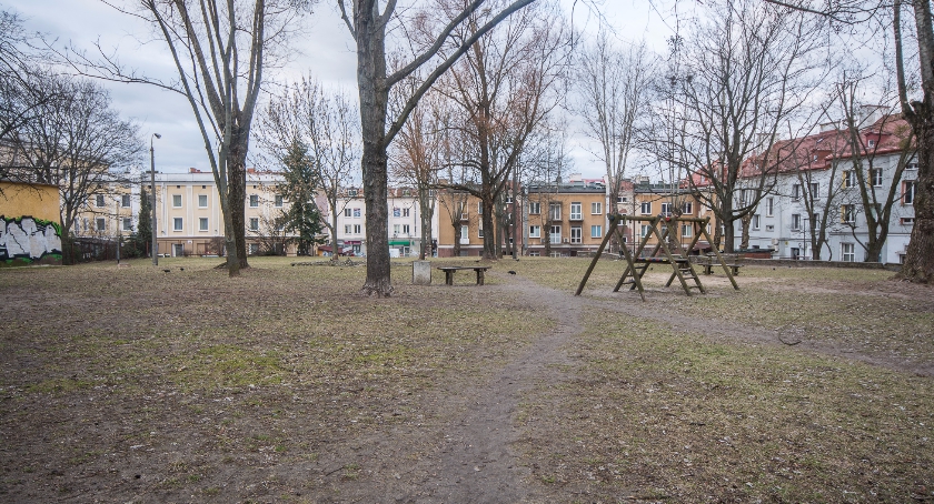 Na parking wydano wiele tysięcy. I parkingu nie ma