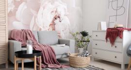 Nastrojowe piwonie – kwiatowa fototapeta do salonu i&hellip;