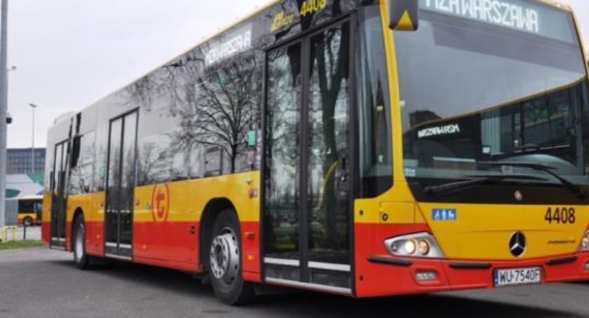 Ul. Grochowska: rozerwany autobus