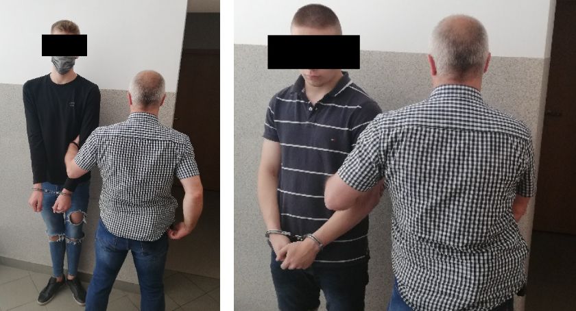 Dwóch nastolatków z bronią w ręku zażądało... butów i głośnika