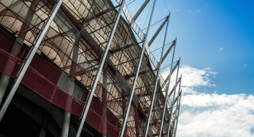 Powstaje szpital polowy na Stadionie Narodowym