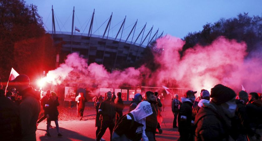 Rozpoznajesz ich? Poszukiwani przez policję po 11 listopada 