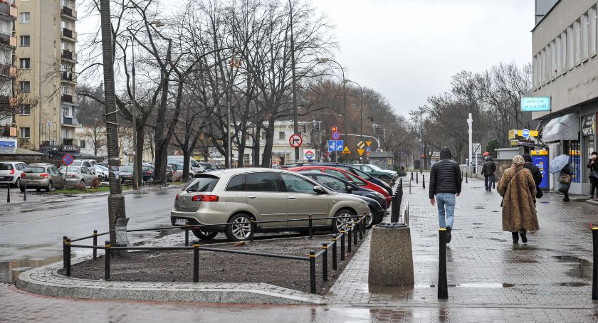 Ulica Międzynarodowa uporządkowana. Więcej zieleni, miej miejsca dla samochodów