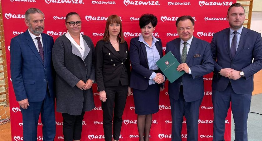 Jak pomaga samorząd Mazowsza?