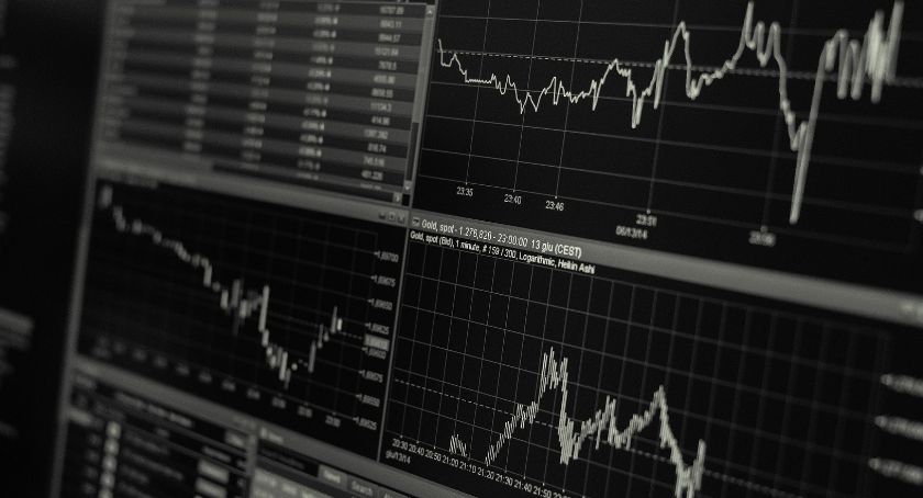 Wybierz finanse i rachunkowość – nie pożałujesz! 