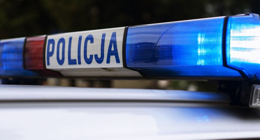 Mężczyzna wypadł z okna wieżowca