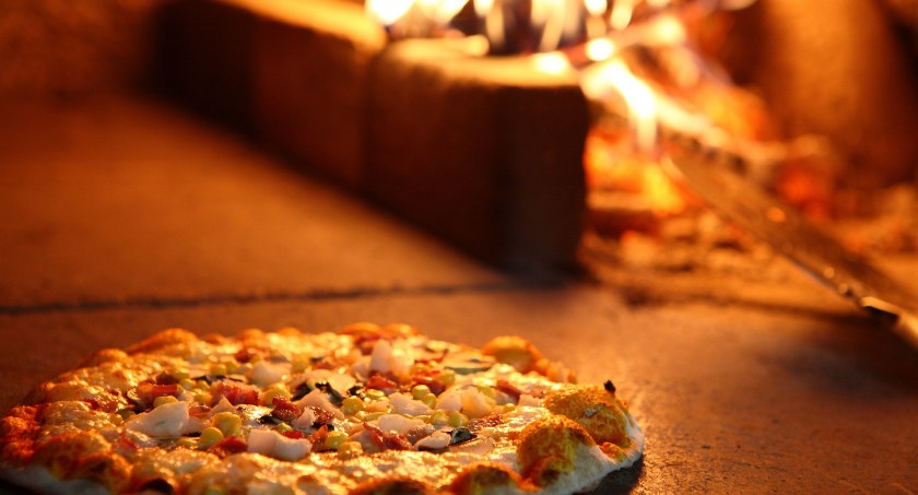 Druga pizza 50% taniej. 100% smaczniej!