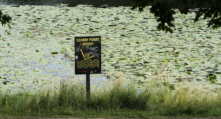 Czarny punkt wodny