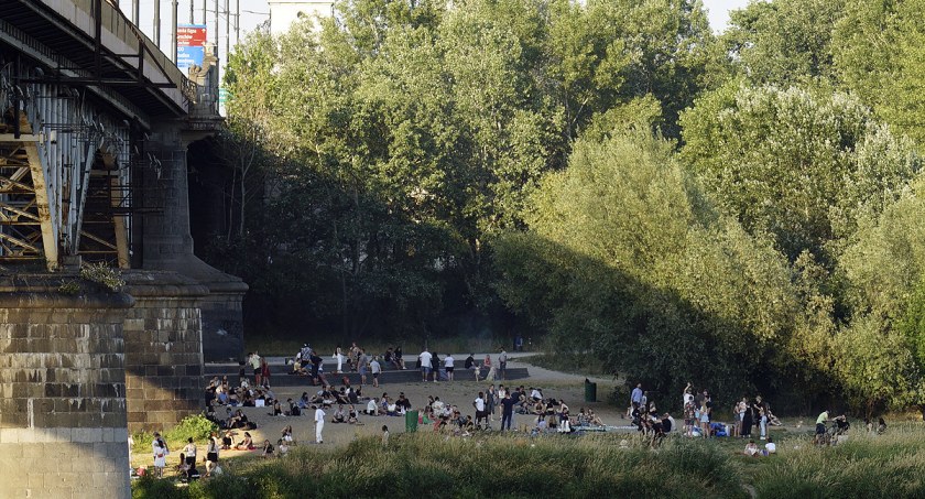 Upalny dzień na plaży