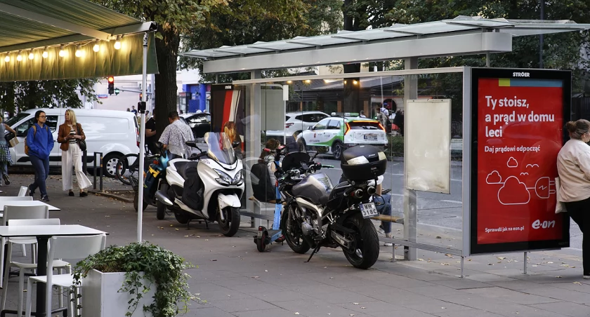 Ulica Francuska i motocykle