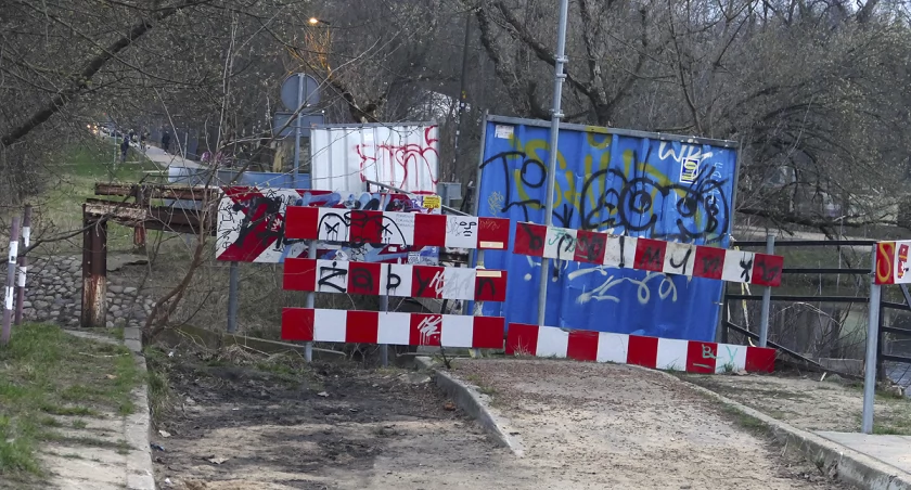 Kładka nad Kanałem Wystawowym
