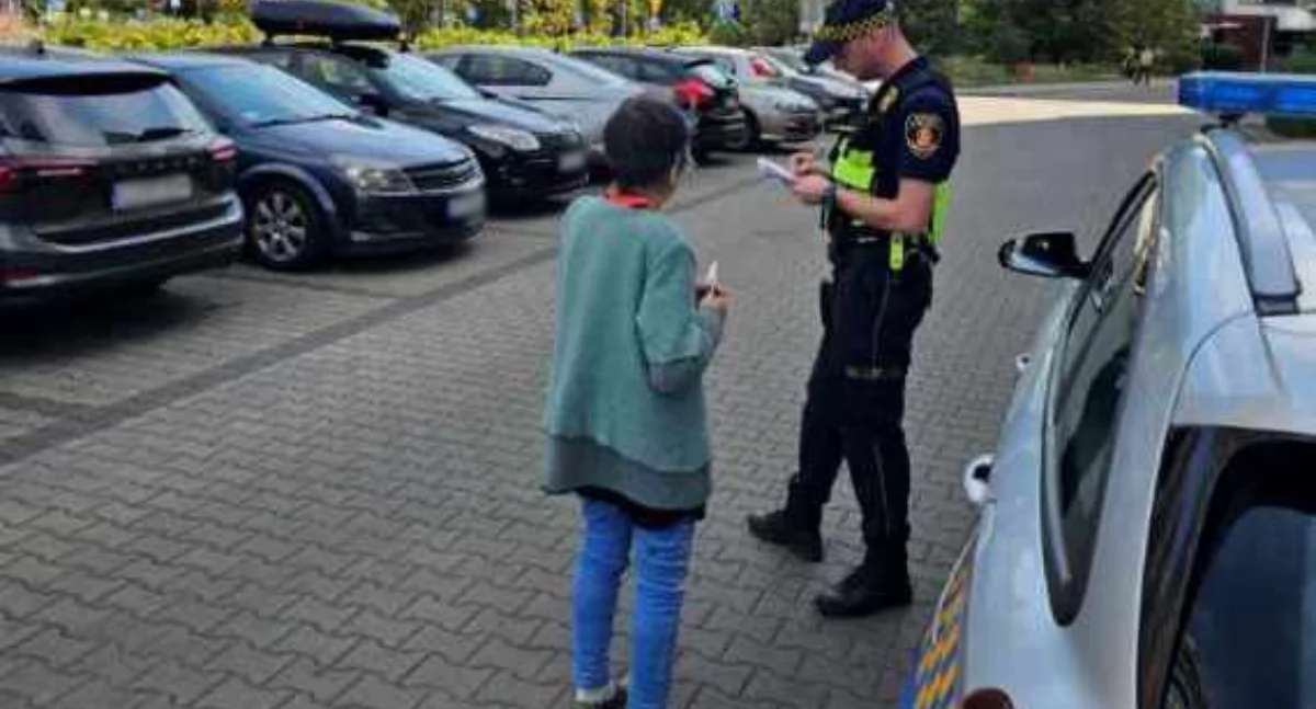Z nożem na strażników miejskich