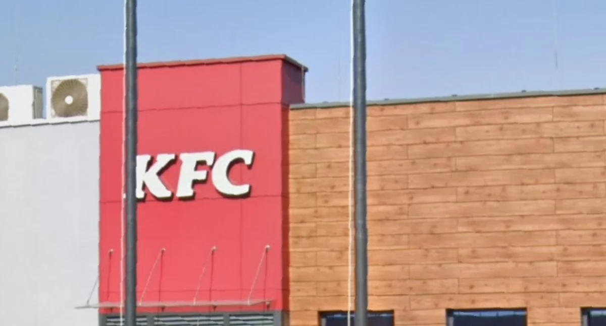 Kochacie kurczaka Kentucky? Nowe KFC powstaje na Grochowie!