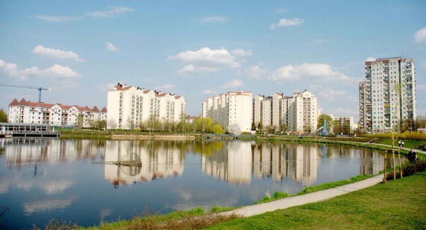 Park nad Balatonem. Wyjątkowe miejsce pośrodku bloków