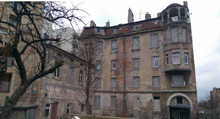 Słynna kamienica przy Chodakowskiej 22 na Kamionku sprzedana