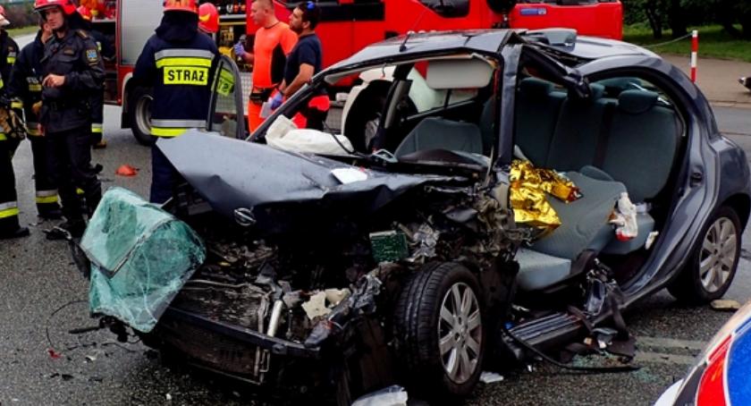 Wypadek przy Grenadierów. Straż publikuje zdjęcia