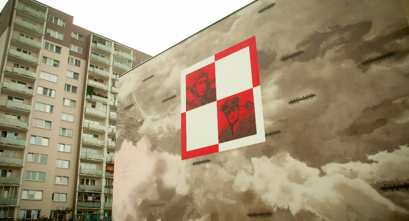 Nowy mural na Gocławiu w hołdzie polskim lotnikom