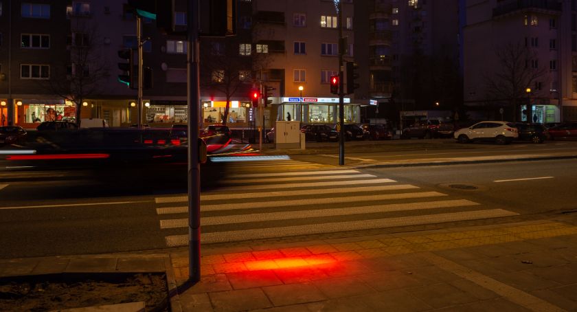 Specjalne światła dla korzystających ze smartfonów