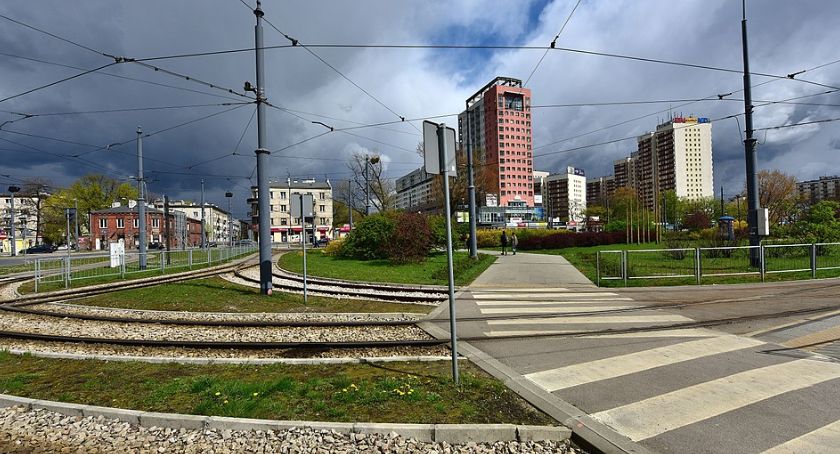Zaczął go dusić po wyjściu z tramwaju