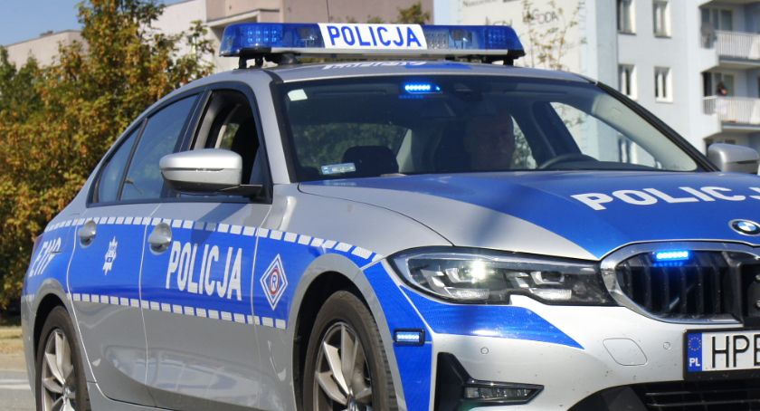 Policjanci ruszyli w pościg. Mężczyzna uciekł do mieszkania...