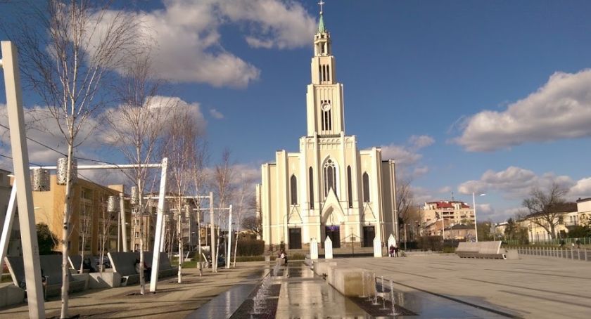 Parafia na pl. Szembeka zaprasza na obowiązkowe spotkanie w sprawie komunii