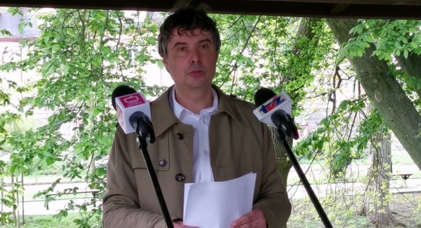 Poseł Lubczyk nie zostawia suchej nitki na radnych klubu PiS