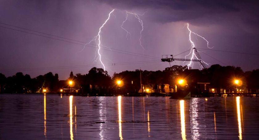 Burze z gradem. Ostrzeżenie meteorologiczne dla powiatu szczecineckiego